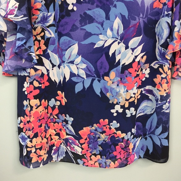 Roz & Ali Floral Trumpet Sleeve Shift Dress - Picture 8 of 16